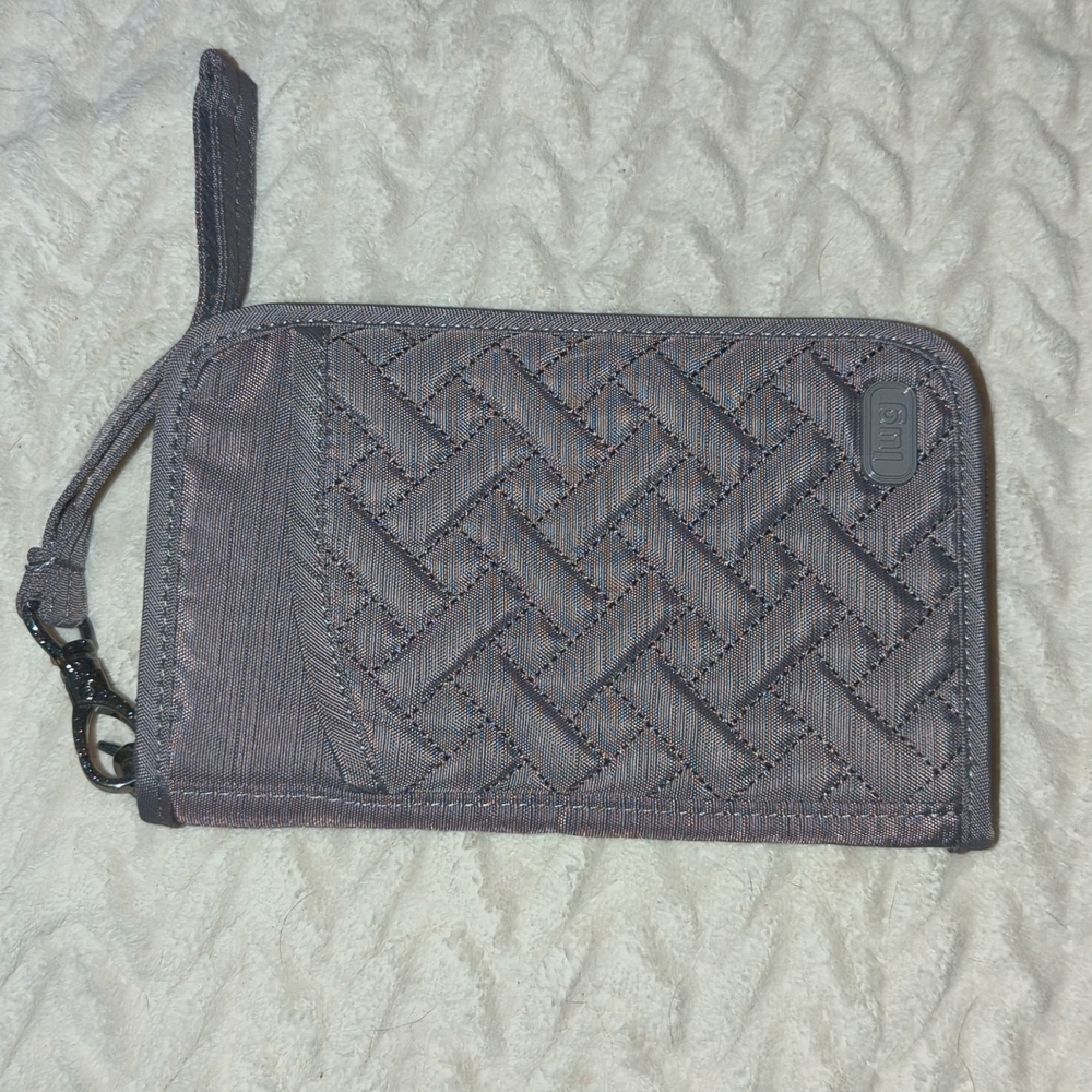 Lug Tandem Zip Wallet
